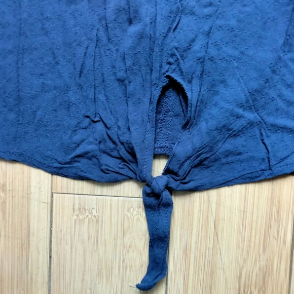 LC Waikiki Casual Embroidered Navy Boho Slit 3/4 Sleeves Blouse Women's Size M - Picture 6 of 15